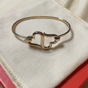 Like new James Avery Gold heart bracelet